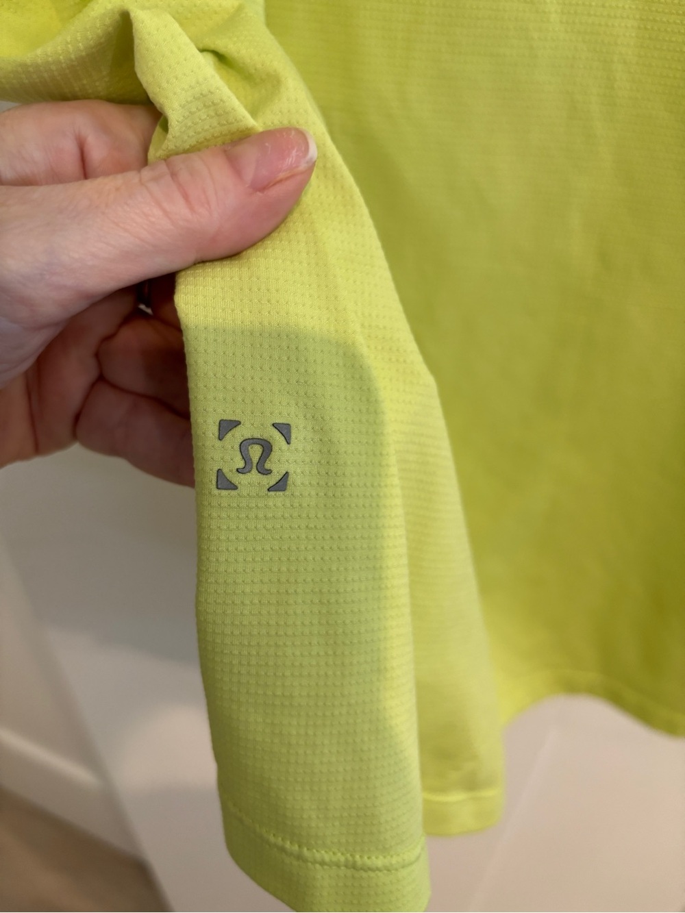 lululemon athletica Men’s Lime Green Athletic Performance Tank - Picture 3 of 5